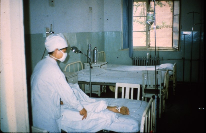 Minimal charting in China in 1986